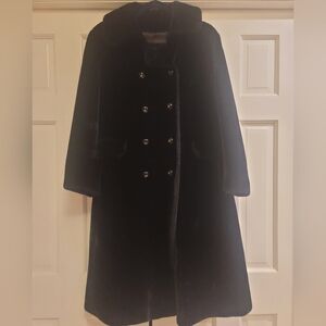 Beautiful Borgazia Coat